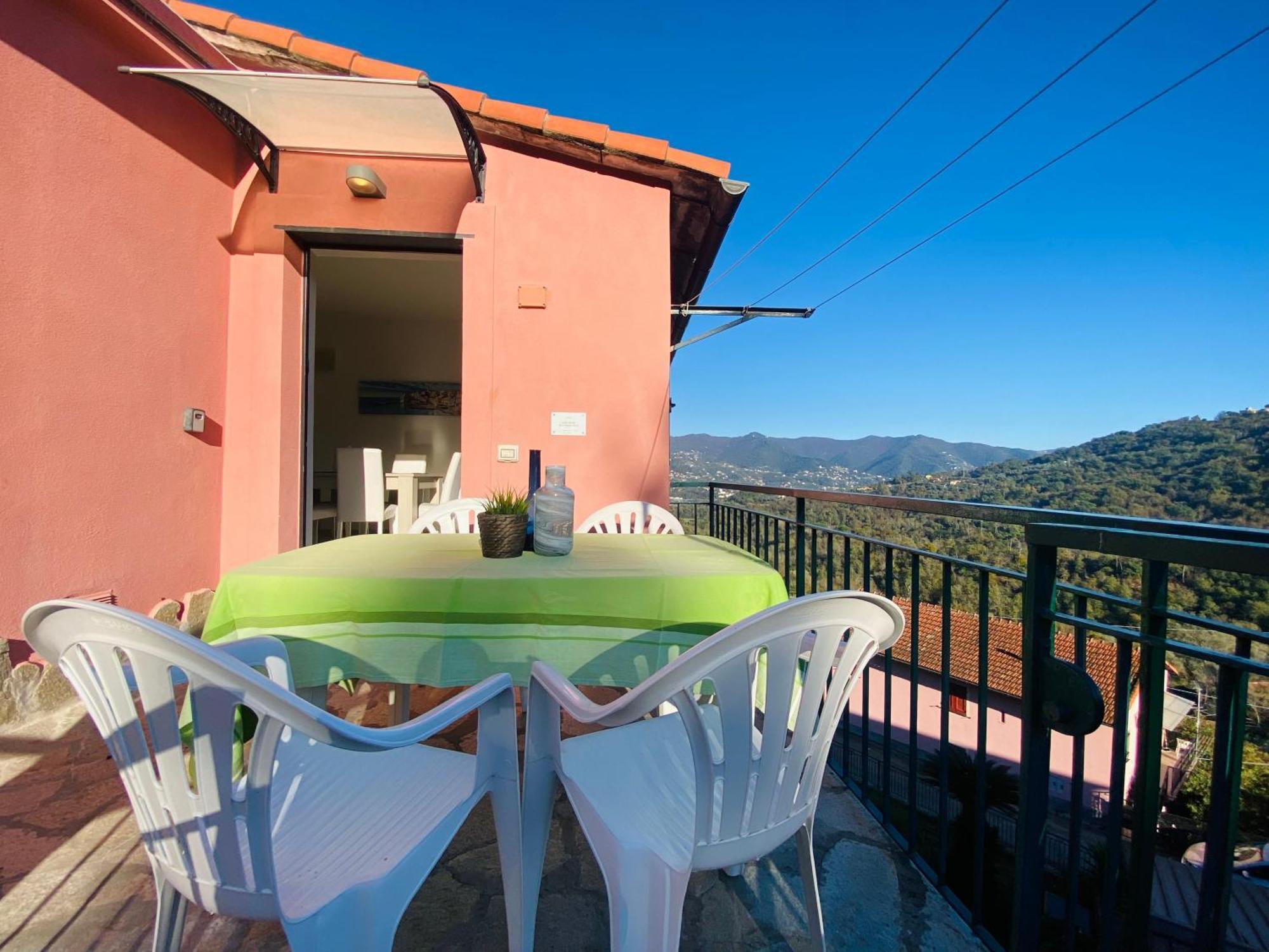 Alla Casa Rosa, Peaceful Apartment Surrounded By Greenery With Free Parking, Wifi & Air Conditioning Рапало Екстериор снимка